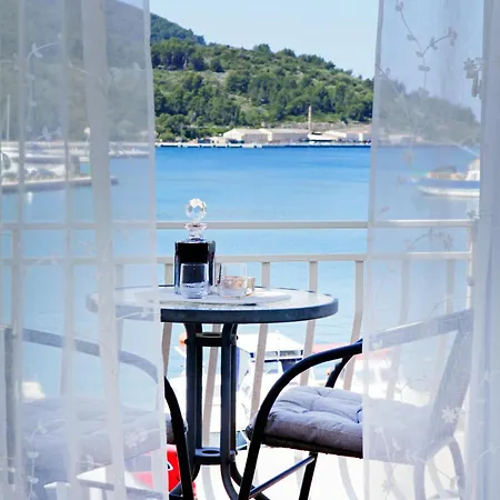 Sunshine Apartment Doda * Vela Luka