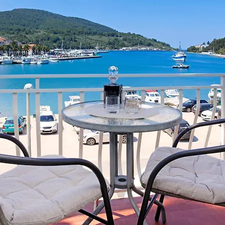 Sunshine Apartment Doda Apartment Vela Luka