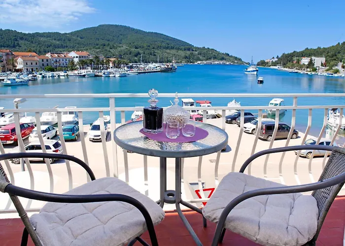 Sunshine Doda * Vela Luka